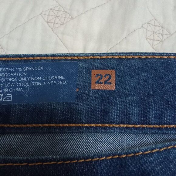 Faded Glory Plus Size High Rise Stretch Straight Leg Jeans 22  Classic Dark Wash - Picture 8 of 8